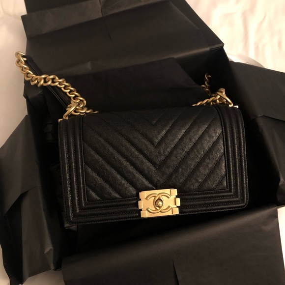 Chanel medium boy bag GHW chevron - Picture 2 of 9